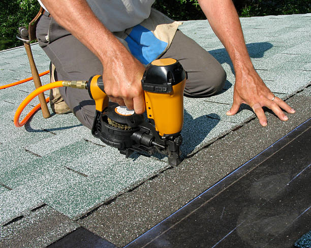 Best Roof Maintenance Services  in Throop, PA